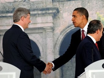 Стивен Харпер и Барак Обама. Архивное фото (c)AFP
